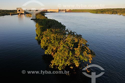  Subject: Sluice of Nova Avanhandava Hydroelectric Plant (1982) / Place: Buritama city - Sao Paulo state (SP) - Brazil / Date: 07/2012 