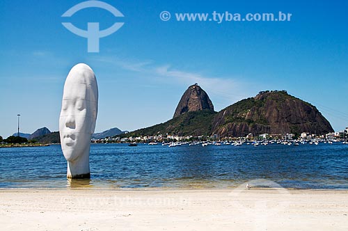 Subject: Fiberglass statue named Awilda, installed at Praia de Botafogo - Artwork by Spanish artist Jaume Plensa / Place: Botafogo neighborhood - Rio de Janeiro city - Rio de Janeiro state (RJ) - Brazil / Date: 09/2012 