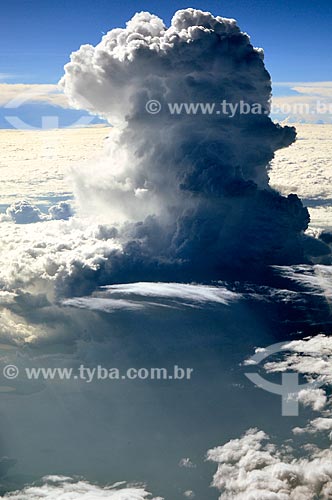  Subject: Column of cloud near to Uganda / Place: Uganda - Africa / Date: 06/2010 