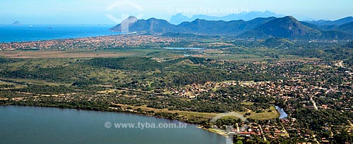  Subject: Aerial view of Marica city over Marica Lagoon with Itaipuacu neighborhood in the background / Place: Marica city - Rio de Janeiro state (RJ) - Brazil / Date: 07/2010 