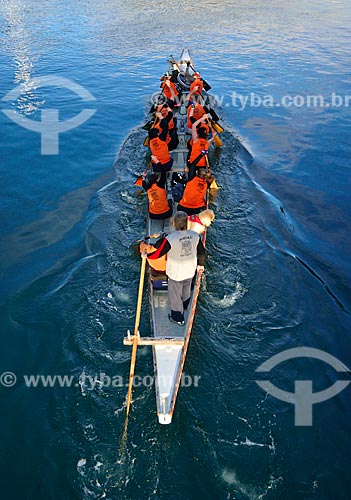  Subject: Rowers in a boat / Place: Cape Town city - South Africa - Africa / Date: 07/2010 