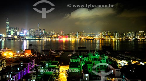  Subject: Night view of Causeway Bay with Victoria Harbour in the background / Place: Hong Kong Island - Hong Kong city - China - Asia / Date: 04/2012 