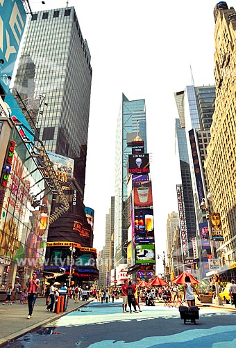  Subject: Buildings on Times Square / Place: Manhattan - New York - United States of America - North America / Date: 08/2010 