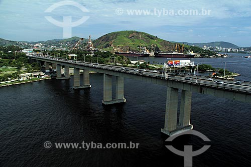  Subject: View of the Rio-Niteroi Bridge (1974) / Place: Rio de Janeiro city - Rio de Janeiro state (RJ) - Brazil / Date: 12/2012 