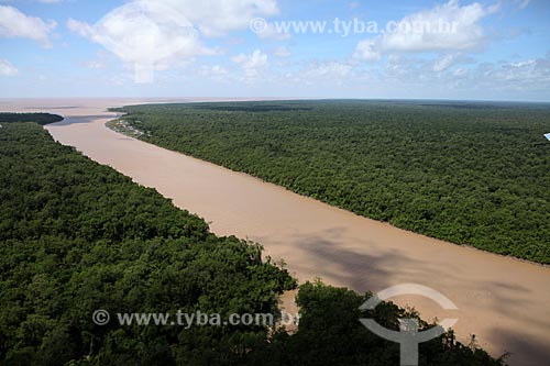  Subject: channel of Araguari River  / Place: Amapa state (AP) - Brazil / Date: 05/2012 