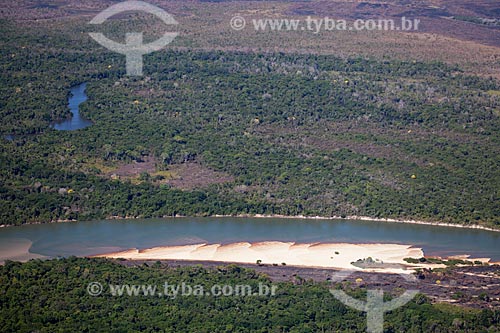  Subject: Aerial view of Xingu River / Place: Xingu Indigenous Park - Mato Grosso state (MT) - Brazil / Date: 08/2012 