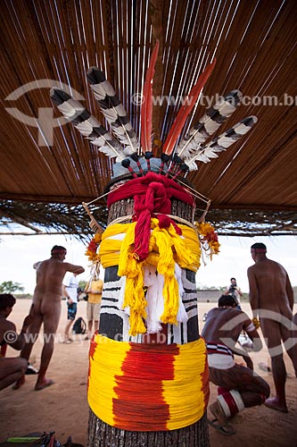  Kuarup, the name given by the indigenous tribes of the Xingu, to the noble tree whose trunk is cut and decorated to represent the dead who will be honored at the ritual of the same name - In 2012 Darcy Ribeiro was honored - Photo Licensed (Released   - Gaucha do Norte city - Mato Grosso state (MT) - Brazil
