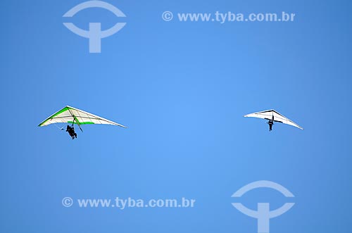  Subject: Hang glider in Sao Conrado Beach / Place: Sao Conrado neighborhood - Rio de Janeiro city - Rio de Janeiro state (RJ) - Brazil / Date: 11/2012 