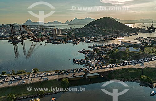  Subject: View of the Rio-Niteroi Bridge (1974)  / Place: Niterói city - Rio de Janeiro state (RJ) - Brazil / Date: 12/2012 