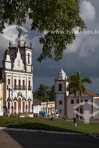  Subject: Sagrado Coracao de Jesus Church and Convent (1742) with the Church of Saints Cosme and Damiao (1535) in the background - considered the oldest church in Brazil / Place: Igarassu city - Pernambuco state (PE) - Brazil / Date: 01/2013 