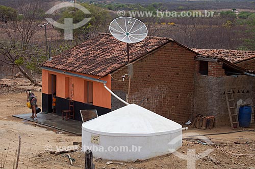  Subject: House with cistern at Caja Site / Place: Flores city - Pernambuco state (PE) - Brazil / Date: 01/2013 