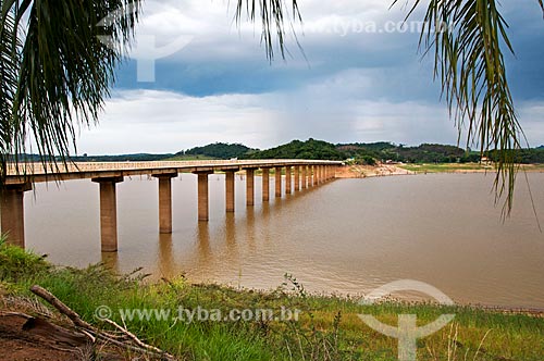  Subject: Boa Esperanca Bridge on BR-369 Highway over the Furnas Dam / Place: Boa Esperança - Minas Gerais state (MG) - Brazil / Date: 01/2013 