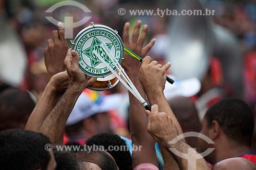  Subject: Tambourines in parade of Banda de Ipanema / Place: Ipanema neighborhood - Rio de Janeiro city - Rio de Janeiro state (RJ) - Brazil / Date: 01/2013 