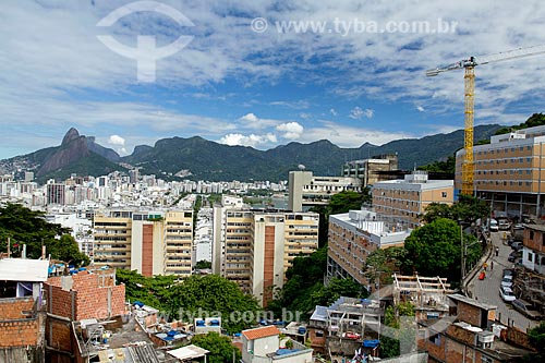  Subject: Construction of housing in the slum of Cantagalo Hill / Place: Ipanema neighborhood - Rio de Janeiro city - Rio de Janeiro state (RJ) - Brazil / Date: 04/2010 