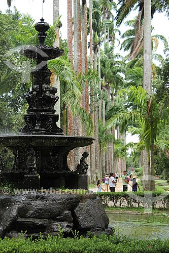  Subject: Fountain of the Muses and Royal palms  in the background in the Botanical Garden / Place: Jardim Botanico neighborhood - Rio de Janeiro city - Rio de Janeiro state (RJ) - Brazil / Date: 01/2013 