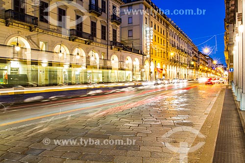  Subject: Avenue in downtown at evening / Place: Turin - Province of Turin - Italy / Date: 12/2012 