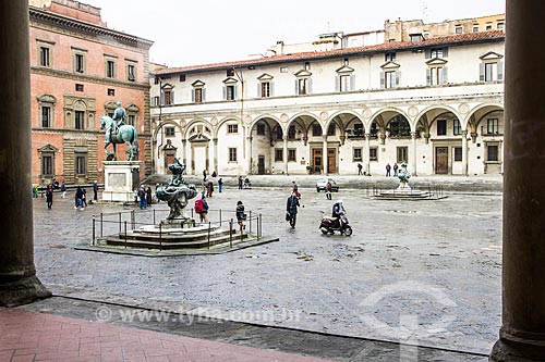  Subject: Della Santissima Annunziata Square (Piazza della Santissima Annunziata) / Place: Florence - Italy - Europe / Date: 12/2012 