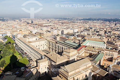  Subject: Vatican Museum and city of Rome viewed from the Dome of Basilica of Saint Peter / Place: Vatican City - Rome - Italy - Europe / Date: 12/2012 