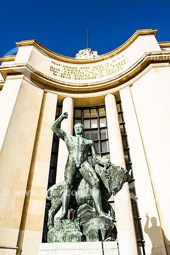  Subject: Hercules statue in front of Palais de Chaillot (Chaillot Palace) / Place: Paris - France - Europe / Date: 12/2012 