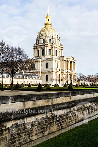  Subject: Cathedral of Saint-Louis-des-Invalides at Palace des Invalides - was built to give shelter to the invalids of the armies of Louis XIV - where is Napoleon Bonaparte buried / Place: Paris - France - Europe / Date: 12/2012 