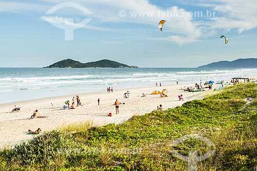  Subject: Campeche Beach with the Campeche Island in the background / Place: Florianopolis city - Santa Catarina state (SC) - Brazil / Date: 02/2013 