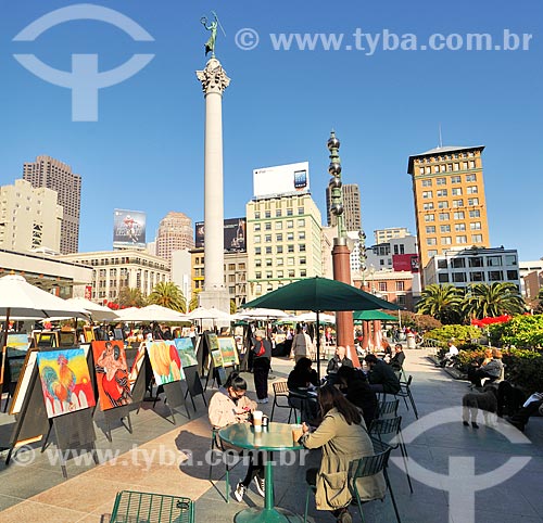  Subject: Paintings for sale in Union Square / Place: San Francisco- California - United States of America - USA / Date: 02/2013 