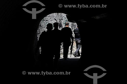  Police officers of the Military Police during the beginning of the installation of Pacification Police Unit (UPP) in set the slums of Complexo do Caju north zone of Rio de Janeiro   - Rio de Janeiro city - Rio de Janeiro state (RJ) - Brazil