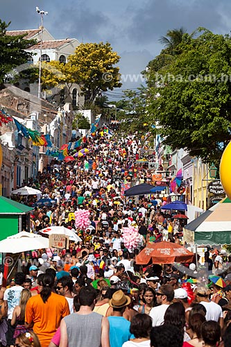  Subject: Fifteen November Street during the street carnival / Place: Olinda city - Pernambuco state (PE) - Brazil / Date: 02/2013 