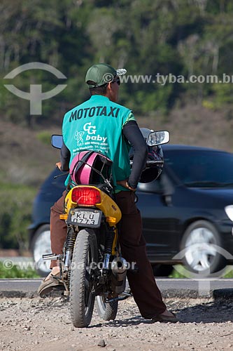  Subject: motorcycle taxi in the city of Goiana / Place: Goiana city - Pernambuco state (PE) - Brazil / Date: 02/2013 