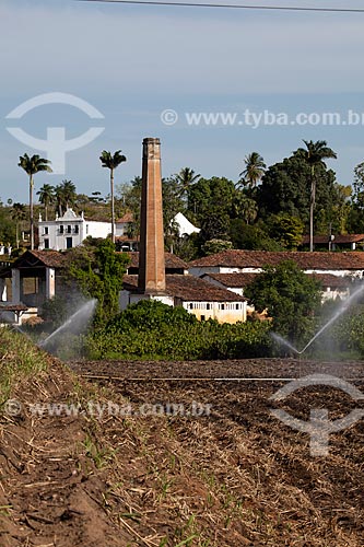 Subject: Irrigation at planting sugarcane with Uruae Mill (XVII century) in the background / Place: Goiana city - Pernambuco state (PE) - Brazil / Date: 02/2013 