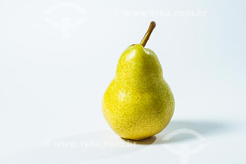  Subject: Williams pear variety, cultivated in Argentina / Place: Studio / Date: 03/2013 