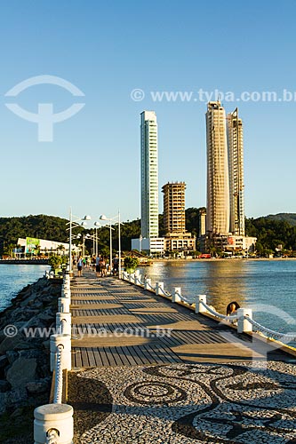  Subject: Jetty Barra South / Place: Balneario Camboriu city - Santa Catarina state (SC) - Brazil / Date: 04/2013 