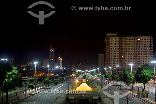  Subject: Presidente Vargas Avenue (1944) at night with Nossa Senhora da Candelaria Church in the background / Place: City center - Rio de Janeiro city - Rio de Janeiro state (RJ) - Brazil / Date: 04/2013 