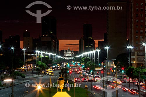  Subject: Presidente Vargas Avenue (1944) at dawn with Nossa Senhora da Candelaria Church in the background / Place: City center - Rio de Janeiro city - Rio de Janeiro state (RJ) - Brazil / Date: 04/2013 