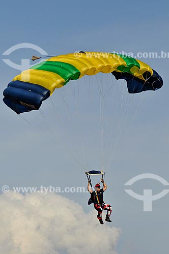  Subject: Person practicing parachuting / Place: Mirassol city - Sao Paulo state (SP) - Brazil / Date: 03/2013 