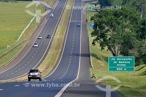  Subject: Cars on Engenheiro Ronan Rocha Highway (SP-345) / Place: Franca city - Sao Paulo state (SP) - Brazil / Date: 03/2013 