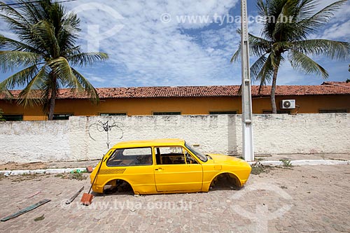  Subject: Automobile bodywork (Brasilia) in the Street Presidente Juscelino Kubitschek, 173 / Place: Tibau do Sul city - Rio Grande do Norte state (RN) - Brazil / Date: 03/2013 
