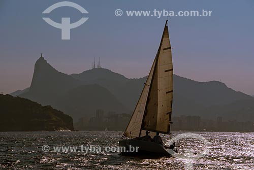  Subject: Sailing ship in Guanabara Bay with Christ the Redeemer in the background / Place: Rio de Janeiro city - Rio de Janeiro state (RJ) - Brazil / Date: 03/2008 