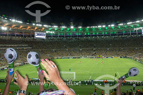  Subject: Brazilian fans at Journalist Mario Filho Stadium, also known as Maracana - match between Brazil x England / Place: Maracana neighborhood - Rio de Janeiro city - Rio de Janeiro state (RJ) - Brazil / Date: 06/2013 