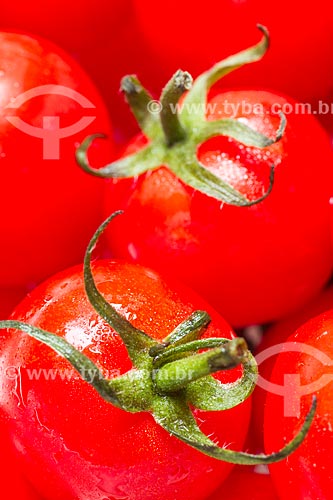  Subject: Cherry Tomato (Solanum lycopersicum var. cerasiforme) / Place: Florianopolis city - Santa Catarina state (SC) - Brazil / Date: 05/2013 