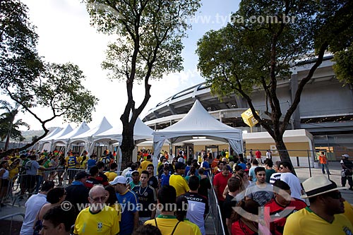  Subject: Access to Journalist Mario Filho Stadium - also known as Maracana - for the friendly match between Brazil x England / Place: Maracana neighborhood - Rio de Janeiro city - Rio de Janeiro state (RJ) - Brazil / Date: 06/2013 