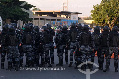  Riot police doing security cordon to surrounding the Maracana - to prevent the protest before the game between Italy x Mexico for the Confederations Cup  - Rio de Janeiro city - Rio de Janeiro state (RJ) - Brazil