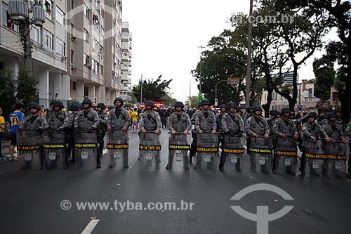  Riot police in Maracana Avenue doing security cordon to surrounding before the match between Brazil x Spain for the final of the Confederations Cup  - Rio de Janeiro city - Rio de Janeiro state (RJ) - Brazil