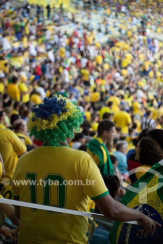  Subject: Fans during the game between Brasil x Spain by final match of Confederations Cups the JournalistMario Filho Stadium - also known as Maracana / Place: Maracana neighborhood - Rio de Janeiro city - Rio de Janeiro state (RJ) - Brazil / Date: 0 