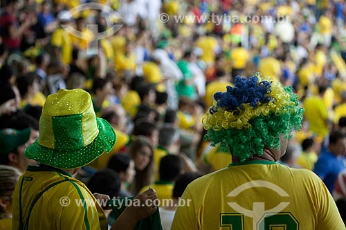  Subject: Fans during the game between Brasil x Spain by final match of Confederations Cups the JournalistMario Filho Stadium - also known as Maracana / Place: Maracana neighborhood - Rio de Janeiro city - Rio de Janeiro state (RJ) - Brazil / Date: 0 