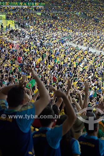  Subject: Fans during the game between Brasil x Spain by final match of Confederations Cups the JournalistMario Filho Stadium - also known as Maracana / Place: Maracana neighborhood - Rio de Janeiro city - Rio de Janeiro state (RJ) - Brazil / Date: 0 