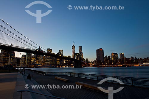  Subject: Evening at Brooklyn Bridge (1883) / Place: New York city - United States of America - USA / Date: 01/2013 
