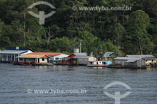  Subject: Riparian community on the banks of Amazon River near to Itacoatiara city / Place: Itacoatiara city - Amazonas state (AM) - Brazil / Date: 07/2013 