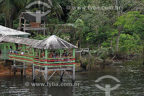  Subject: House on the banks of Amazon River near to Tabocal Coast / Place: Manaus city - Amazonas state (AM) - Brazil / Date: 07/2013 