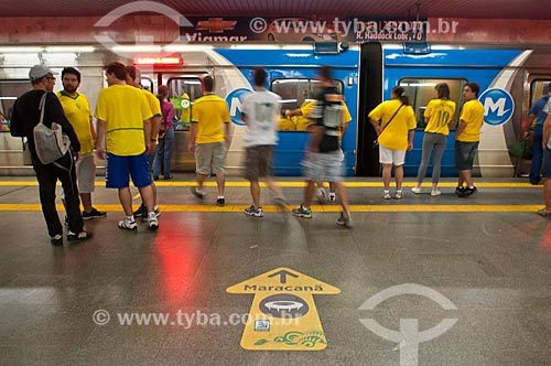  Fans in the subway after the match between Brasil x Spain by final match of Confederations Cups at Journalist Mario Filho Stadium - also known as Maracana  - Rio de Janeiro city - Rio de Janeiro state (RJ) - Brazil